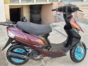Kvadrosikllar: Təcili satılır. Moped tam işlək və saz vəziyyətdədir.stater+ayaqla işə — 2