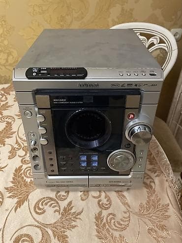 audi a8: Samsung MAX-DJ650 mini audio sistemi Xüsusiyyətlər: - Mini Component — 6