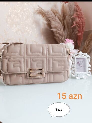 seleme pul verilir 2021: Çiyin çantası, Fendi, Yeni — 1