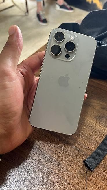 qabyuyan masin satilir: IPhone 15 Pro, 256 GB, Natural Titanium, Simsiz şarj, Face ID — 3