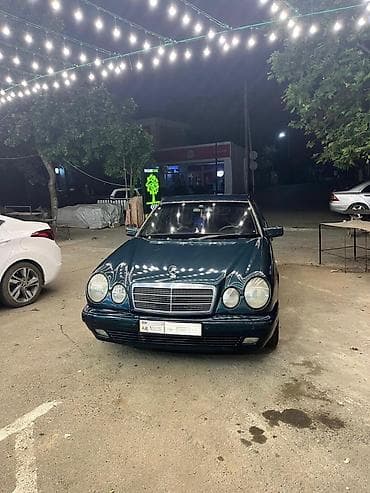 Mercedes-Benz E 240: 2.4 l | 1998 il Sedan lalafo.az -da Mercedes-Benz E 240: 2.4 l | 1998 il Sedan