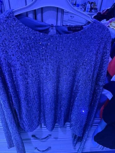 kostyum qadın: Qadın geyimləri dəsti – müxtəlif brendlər 1) AMISU payetkalı bluz - — 1