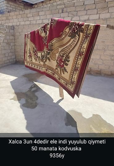 Xalça – 3×4 m ölçü. - Rəng və naxış: qırmızı-bej tonlarda, gül və