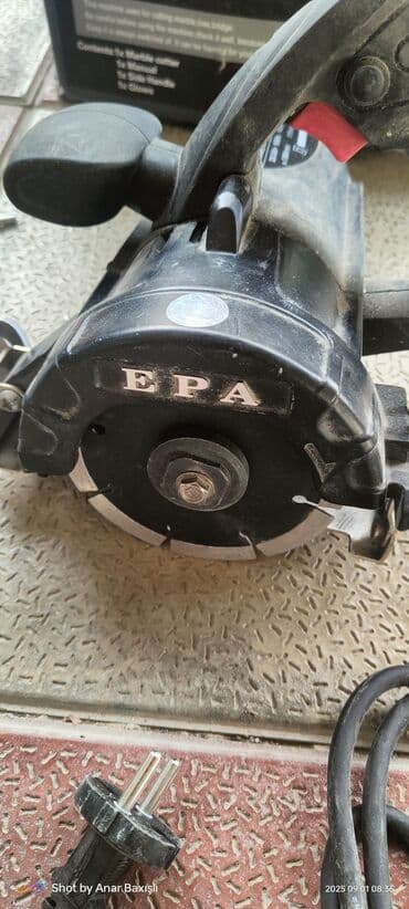 mermer kafel: EPA brendindən mərmər kəsən. Bu alət 220-240V, 50/60Hz, 1400W gücə — 3