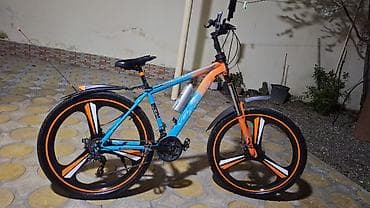 Спортивные велосипеды: MTB tipli velosiped – rəngli (narıncı-mavi) dizayn, alüminium gövdə — 1