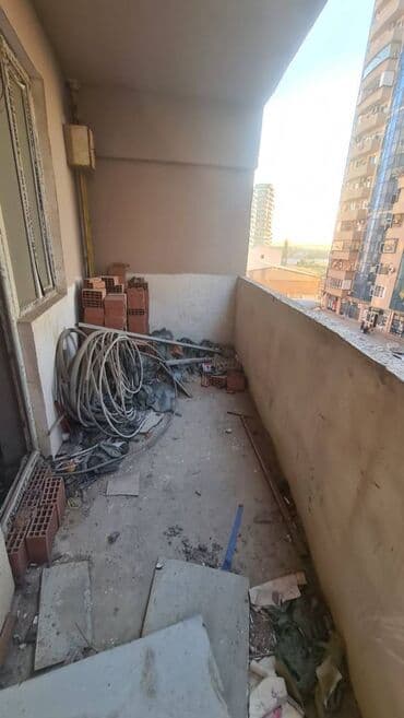 xirdalanda tecili satilan evler: 2 otaqlı, Yeni tikili, 75 kv. m — 8