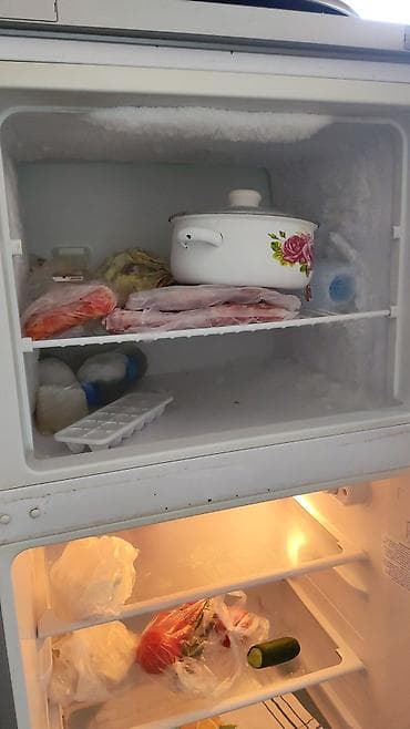 Beko iki kamerali soyuducu - Rəng: gümüşü (inox üslubunda). - Üstdə — 3