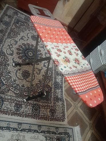 складная гладильная доска: Ütü masası - Geniş səthli, ucu dar formalı ütü masası - Rəngli — 1