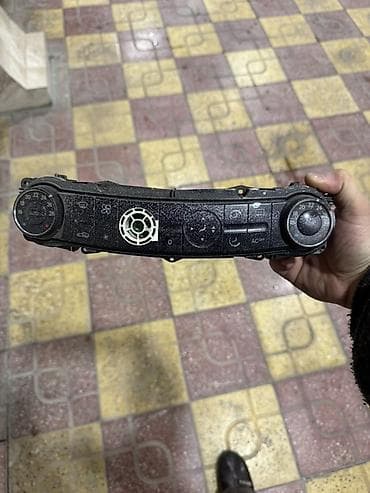 W211 panorama üçün klimat kontrol paneli düyməsi
İşlək vəziyyətdədir