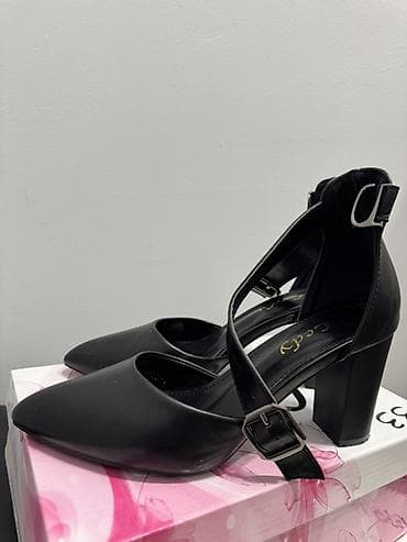 ayaggabı: Qadın klassik ayaqqabısı – qara rəng - Üst: hamar süni dəri görünüşlü — 1