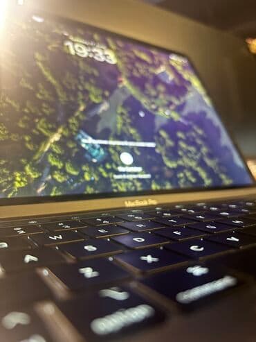 Apple MacBook: İşlənmiş Apple MacBook, 13.5 ", Intel Core i5, 256 GB, Ünvandan götürmə