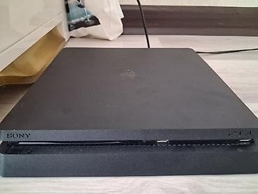 ps4 slim disk: Sony PlayStation 4 Slim oyun konsolu Xüsusiyyətlər: - Model: PS4 Slim — 1