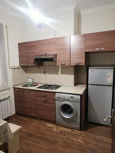 sizin menzil: Salam. Ev Hovsan mida 1de məktəblə uzbe üz olan binada — 6