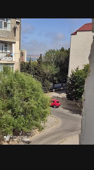 karl marks dairesi: 5 - ci mkr 4/5 mərtəbə 2 otaq 3 otağa düzəlmə bulvar, şəhidlər — 9