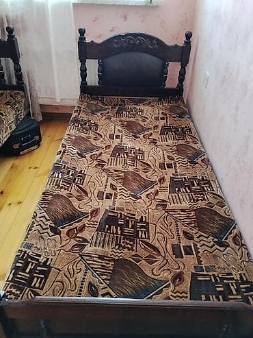 komplekt: Taxta tək nəfərlik çarpayılar (2 ədəd) - Material: kütləvi taxta — 1