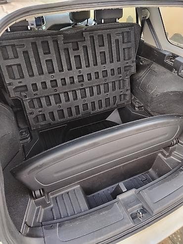 sekide satilan masinlar: Nissan Wingroad: 1.5 l | 2014 il Van/Minivan — 6