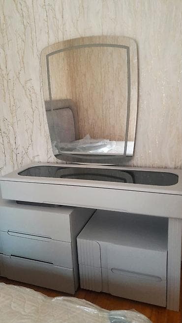 2 ci el guzgu: Yeni, Güzgülü — 1