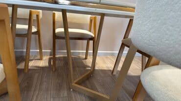 balvanka nedir: Qonaq otağı üçün, İşlənmiş, Açılmayan, Oval masa, 6 stul — 3