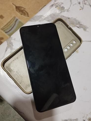 Samsung Galaxy A50, 64 GB, rəng - Ağ, İki sim kartlı lalafo.az -da Samsung Galaxy A50, 64 GB, rəng - Ağ, İki sim kartlı