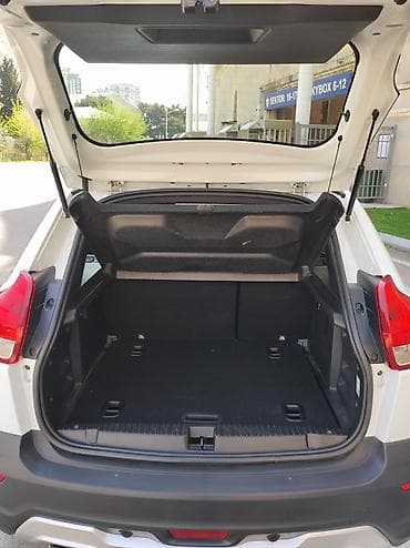 eleyus venera a: VAZ (LADA) XRAY: 1.6 l | 2021 il 80000 km Krossover — 3