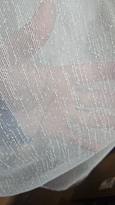 ucuz tul: Ağ rəngli, şəffaf tül parça. Yüngül və zərif görünüşü ilə pərdələr — 14