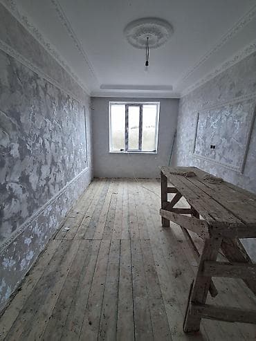 berdede ev alqi satqisi: Satılır: həyət evi Ümumi təsvir: - Bir mərtəbəli həyət evi, girişdə — 9