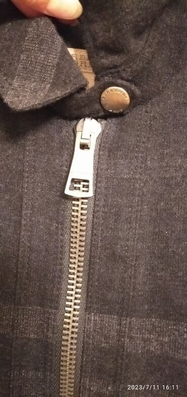 ikinci əl uşaq əşyaları: Burberry don, orginaldır.Baha qiymətə alınıb və az geyinilib — 5