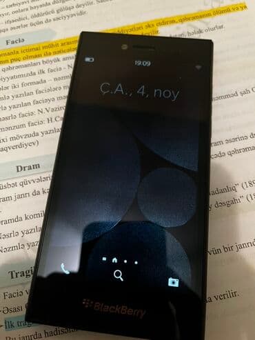 fay fay: Blackberry Z3, 16 GB, rəng - Qara, Sensor — 3