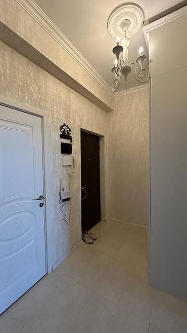 ipotekada olan menziller: Yeni Günəşli Massiv D, 2 otaqlı, Yeni tikili, 51 kv. m — 6