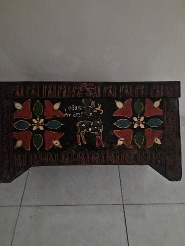 bos qutu satisi: Qədimi sandıq satılır — 1