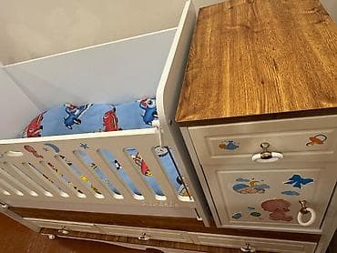 islenmis kunc divan: Oğlan və qız üçün, Dördbucaq, Beşik, Dəst ilə, Matras ilə, Yellənmə mexanizm ilə — 5