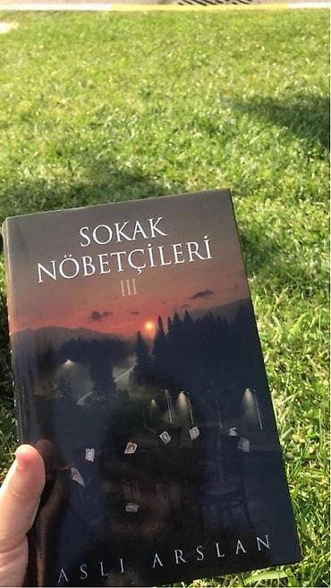 Məhsul: “Sokak Nöbetçileri” roman seriyası – Aslı Arslan Dil: Türk — 3