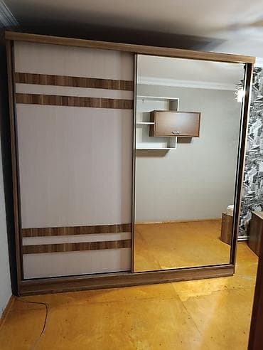 250 azn 2.20/2.20 ölcusunde Dolab derinlik 70sm.Unvan