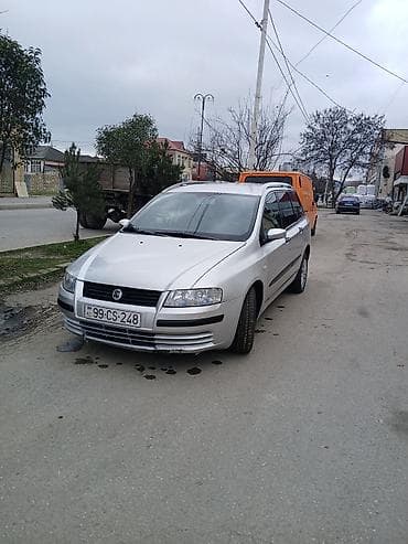 06 ucuz: Fiat Stilo: 1.9 l | 2004 il 30070 km Universal — 4