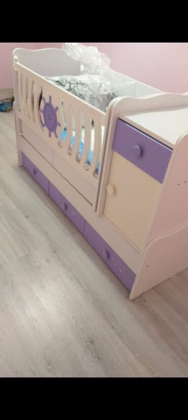 oğlan tortu: Oğlan və qız üçün, Dördbucaq, Beşik, Dəst ilə, Matrassız, Yellənmə mexanizmsiz — 1