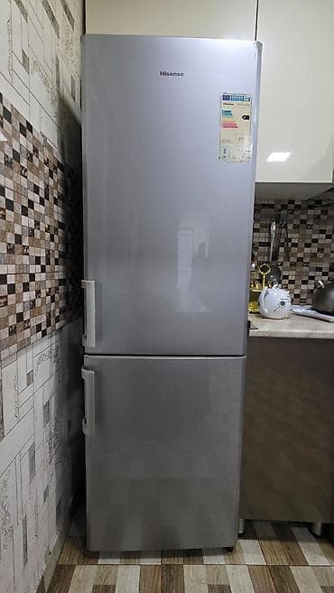 İşlənmiş 2 qapılı Hisense Soyuducu Satılır, rəng - Gümüşü