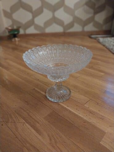 Çaydanlar və qəhvədanlar: Əls və orginal xrustal meyvə qabı satılır. Kim harda istiyir yoxlada — 1