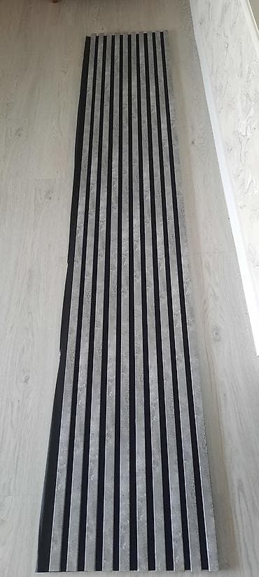 Dekorativ divar panelləri: Gencede.yenidir.1 ədəd, 50 sm-in 2.90 ölçü.35 manata alınıb, artıq — 1
