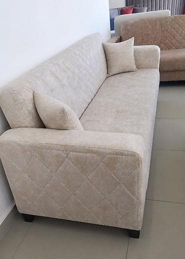 divanlar lalafo: Məhsul: Divan + 2 ədəd kiçik dekorativ döşəkcə/yastıq - Rəng: Açıq — 2