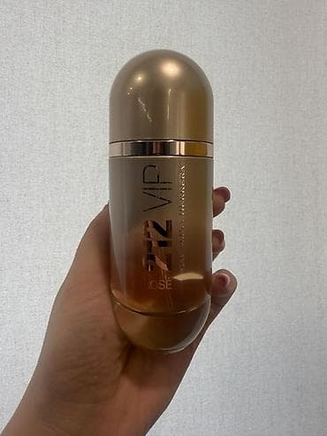 Carolina Herrera 212 VIP Rosé EDP (Original) Original etirdir. Qaliq — 3