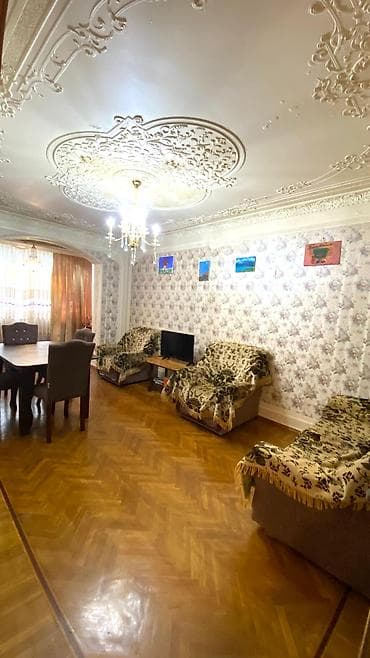 primorski kiraye evler: Klassik üslubda, tam mebellə təchiz olunmuş 2 otaqlı mənzil — 4