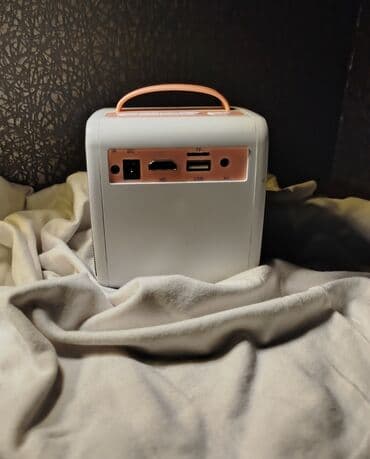 Smart TV bokslar: Yeni Portativ Proyektor Ünvandan götürmə — 3