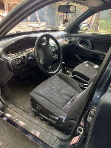 islenmis tekerler type 0 per page 40: Mazda 626 sedan Xüsusiyyətlər: - Güzgülərdə və kuzovda qara rəng - 4 — 4