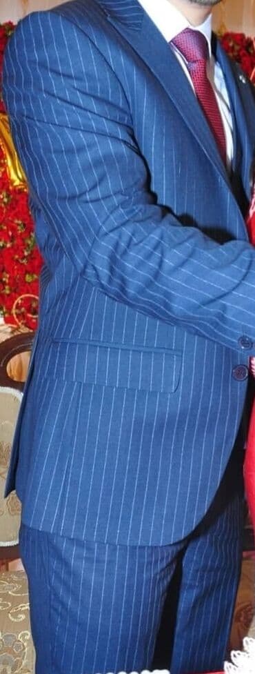 Satılır! 
Baha alınıb. 1 dəfə geyinilib