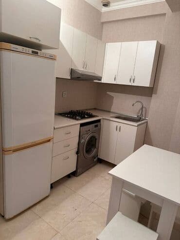 kirayə evler ayliq: Mənzil kirayə verilir. Abseron rayonu Saray qəsəbəsi, Saray MTK — 3