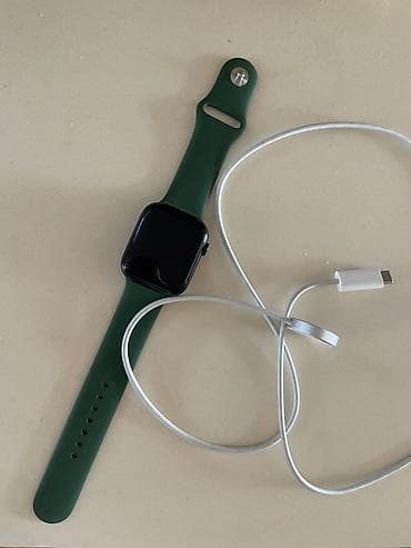 Apple Watch Series 7 45 mm ⌚️ Əla vəziyyətdədir, səliqəli istifadə