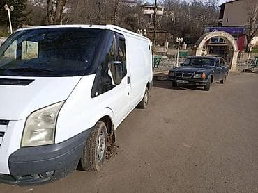 turbo az ford transit 8 1: Ford Transit yük furgonu - Kuzov: ağ rəng, iki arxa qapı tam açılan — 10