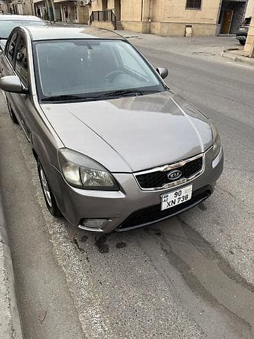 kia rio masin: Kia Rio: 1.4 l | 2010 il Sedan — 3