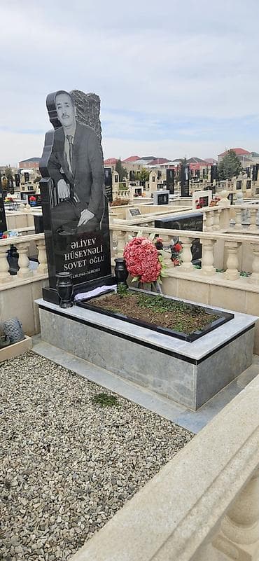 '''İstənilən fpfmadaölçüdə abidə işləri'mərmər qranit daşlar.abifə lalafo.az -da '''İstənilən fpfmadaölçüdə abidə işləri'mərmər qranit daşlar.abifə