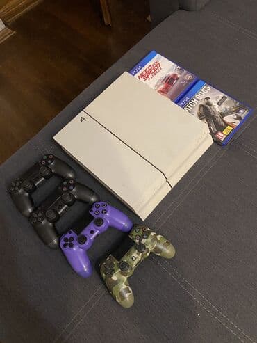 PS4 Fat 500GB • Vəziyyəti yaxşıdır • 1 original joystick + 3 adi